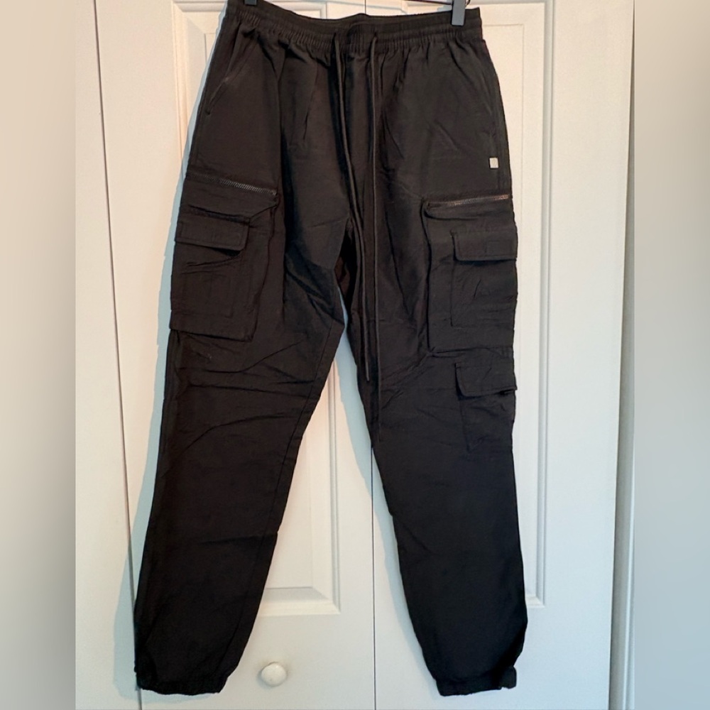 Men's Classic Black Cargo Pants